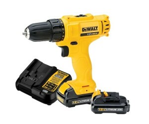 Parafusadeira e Furadeira a Bateria 12V - DCD700LC1 - Dewalt